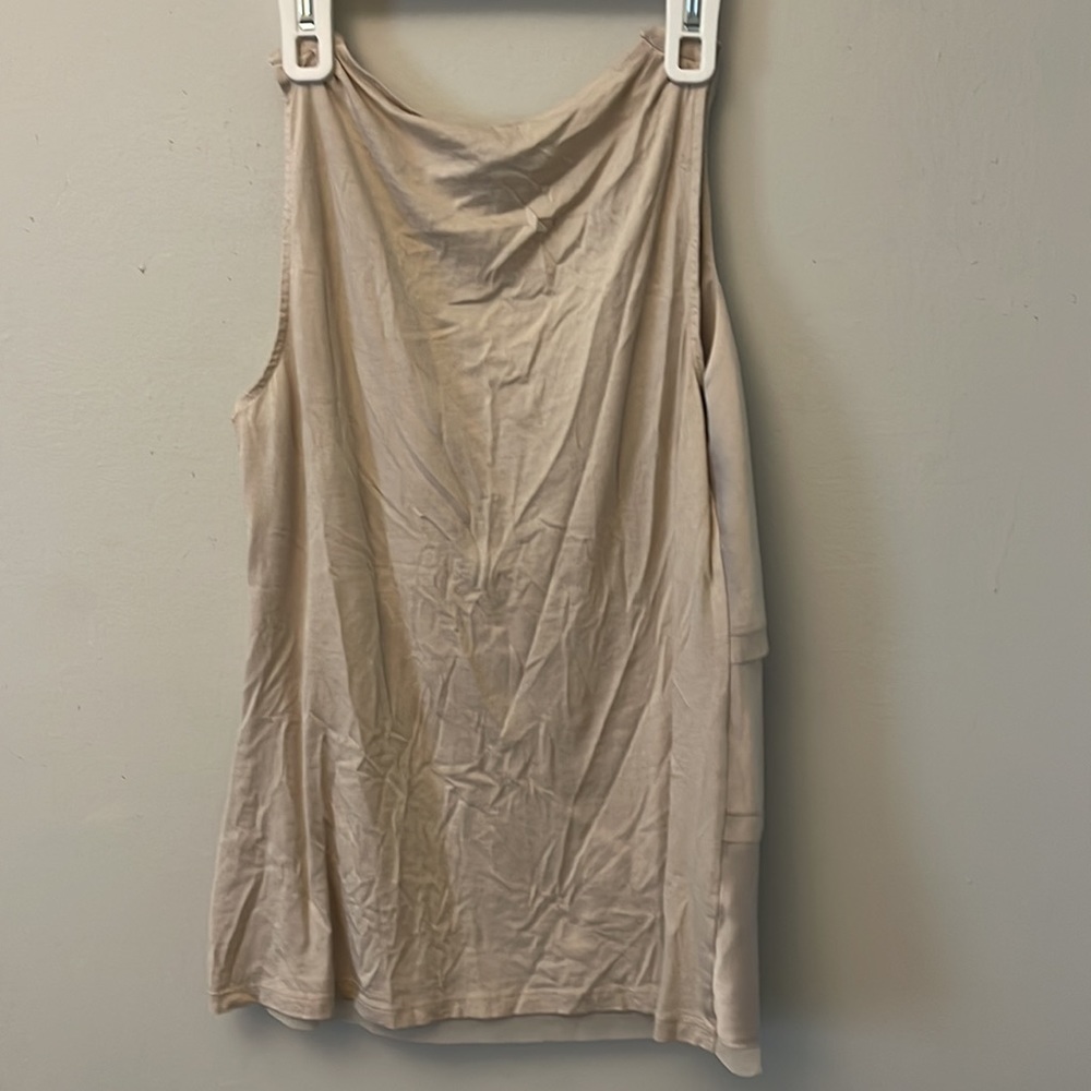 Ann Taylor Ruffle Top - Picture 3 of 3